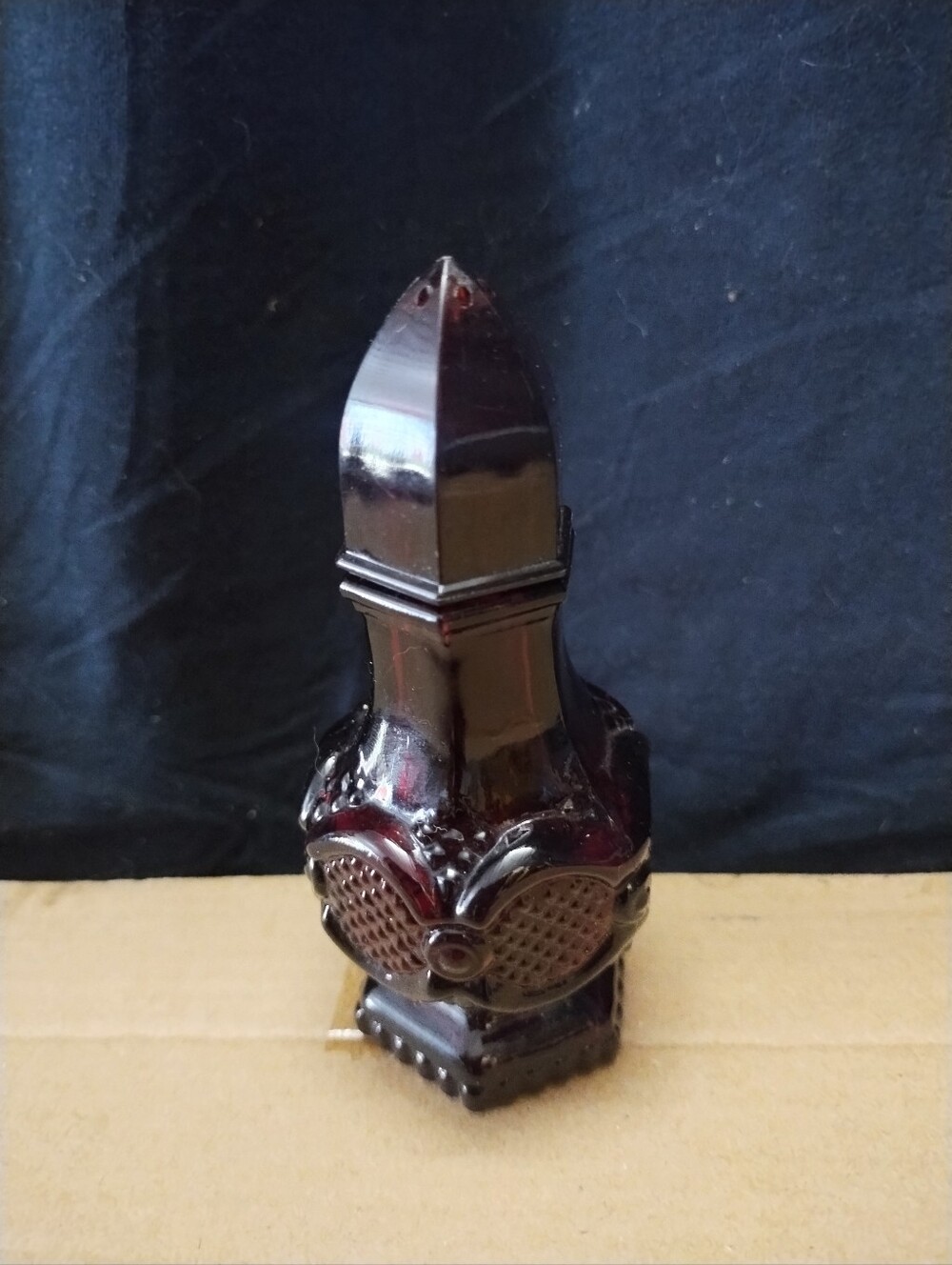 Avon Vintage Glass Salt Shaker Deep Red Twist Top For Filling Unique